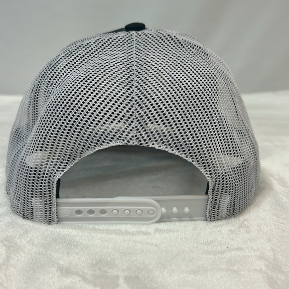 Men's San Francisco Giants '47 Black Convoy Trucker Snapback Hat - Picture 7 of 11